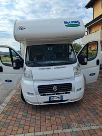 Camper Mc Louis