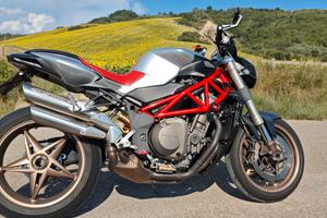 mv Agusta brutale 910s