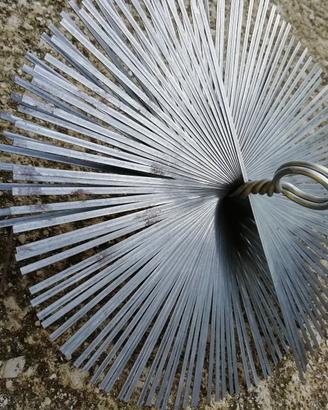 Scovolo tondo per canna fumaria