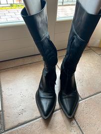 Stivali pelle neri N36 Made in Italy.