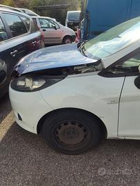 Parafango sinistro FORD FIESTA del 2010