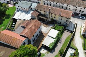 COMPLESSO A ROSSANO VENETO