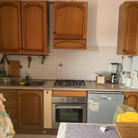 Cucina componile in legno di rovere