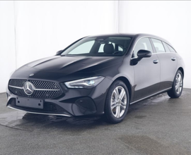 Mercedes-Benz CLA 180 auto Shooting Brake FullOpt