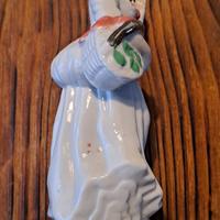 statuina in ceramica 