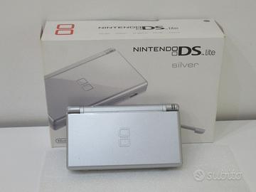 NINTENDO console DS Lite argento + carica batt.