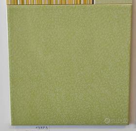 Piastrella 20x20 verde lucido