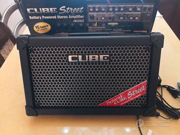 Roland Cube Street