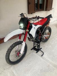 Fantic XEF 125 - 2024
