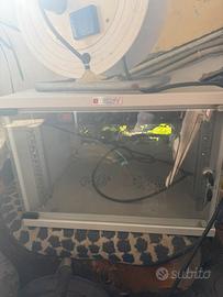 Mobile rack da 19 con porta in vetro