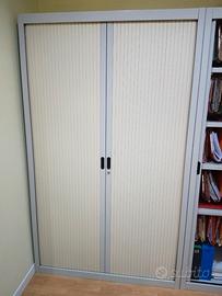 Armadio metallico a serranda