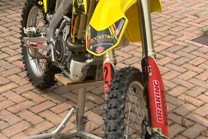 Suzuki rmz 250