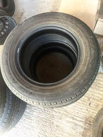 Pneumatici tubeless  185/75 r16