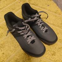 scarpe ,ciclocompiuter e marsupio