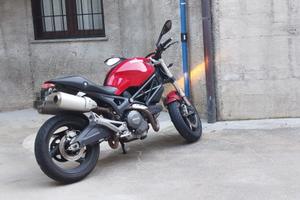 Ducati Monster 696 - 2009