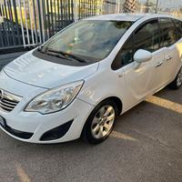 Opel Meriva 1.7 CDTI automatica. Elective