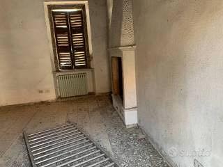 Centro storico intero palazzo cielo terra mq 1.400