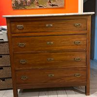 Cassettiera in legno con ripiano in marmo