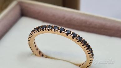 Anello Veretta in Oro 18kt e Diamanti Neri 0,70 Ct