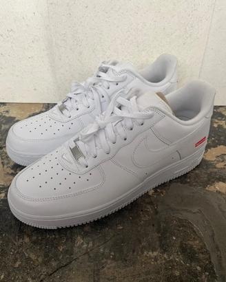 Sneakers basse SupremexNike Air Force 1 bianche/39