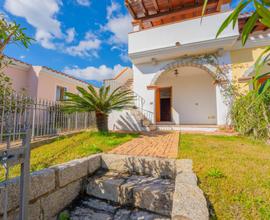 3 LOCALI A SAN TEODORO