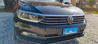 Passat B8 variant Highline 2.0 150cv TDI 