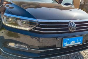 Passat B8 variant Highline 2.0 150cv TDI 