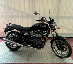 TRIUMPH Bonneville SE