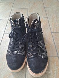 Sneakers Primigi nere effetto pizzo n.37