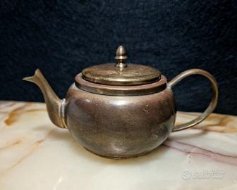 Teiera vintage in rame , Italia 1930-50