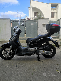 Aprilia scarabeo 300 sport