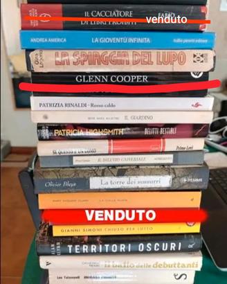 Lotto n. 17 libri vari