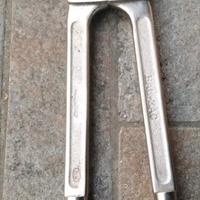 Tenaglia tagliaunghie bovini BALZAC a doppio snodo