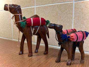 Presepe Statuine Dromedari intagliati in legno