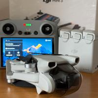 DJI Mini 3 Fly More Combo + DJI RC