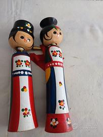 Coppia Bambole Kokeshi Giapponesi Vintage in Legno