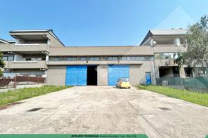 CAPANNONE A BAREGGIO