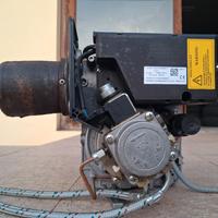 Bruciatore a gasolio caldaia Riello