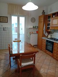 Ostuni - trilocale 100 mq al 2° piano in zona serv