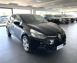 RENAULT Clio 1.5 dCi 75 CV Moschino Zen