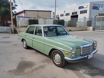 Mercedes -Benz 240 D