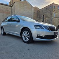 Skoda Octavia 1.6 TDI SCR 115 CV DSG Wagon Executi