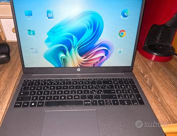 Notebook HP 15.6 fullHD