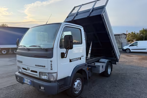 Nissan Cabstar 3.0 Diesel 120 Cv Trilaterale