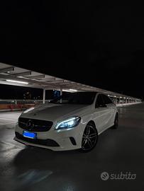 Mercedes classe A 200d peak edition premium night