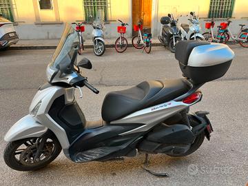 Piaggio Beverly 300 i.e. hpe