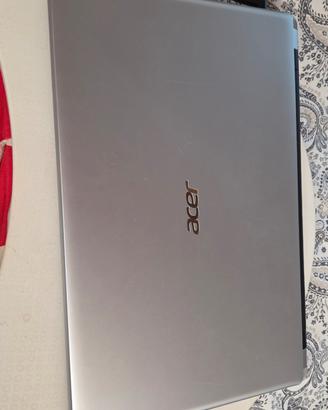 pc portatile acer v5-571g