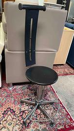 Sgabello con schienale