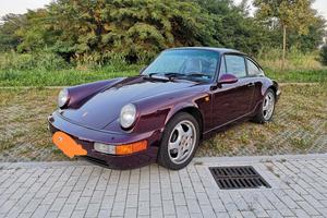 Porsche 911 (964) Carrera 4