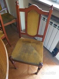 6 sedie di legno con seduta e schienale imbottito